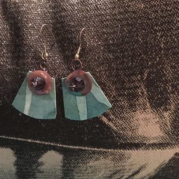 AMELIA PASTICHE DESIGN upcycled paper art earrings - Picture 3 of 5